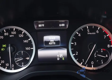 2017 Infiniti Qx30 Premium из США, поврежденный, VIN SJKCH5CR1HA023433